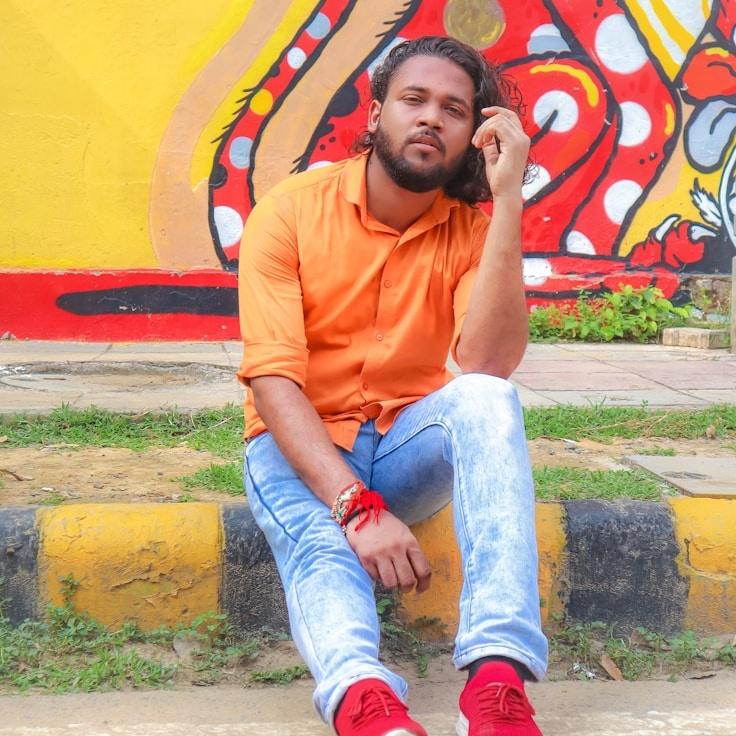 Olivia Carter - Founder of WarmCabinView